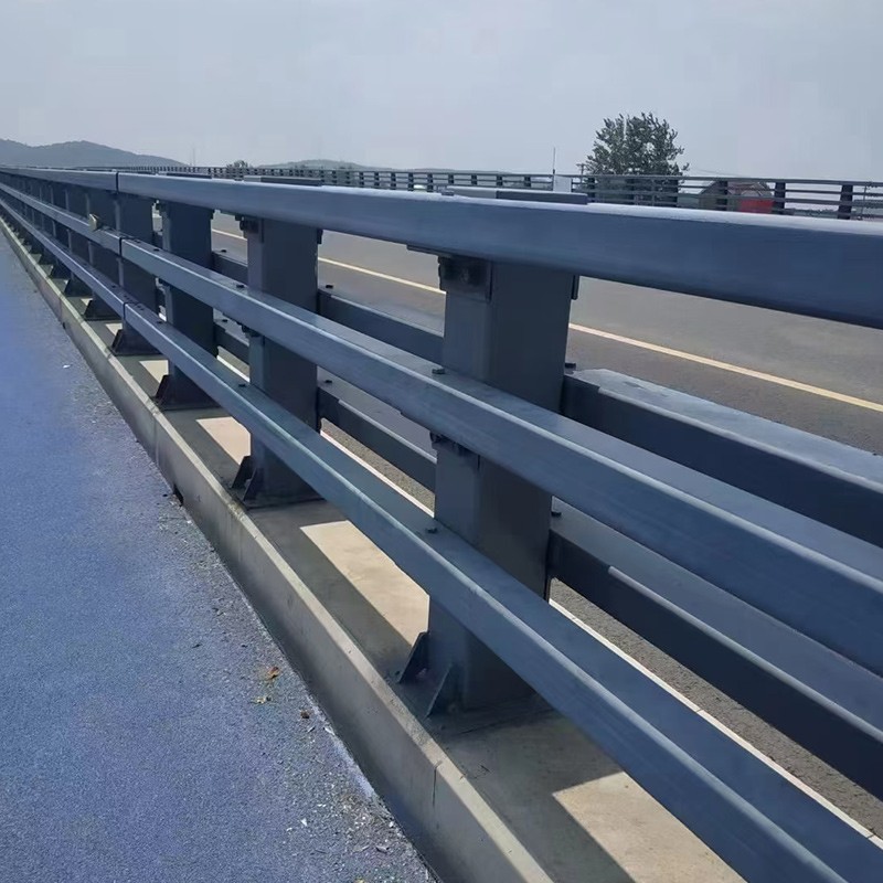 道路护栏
