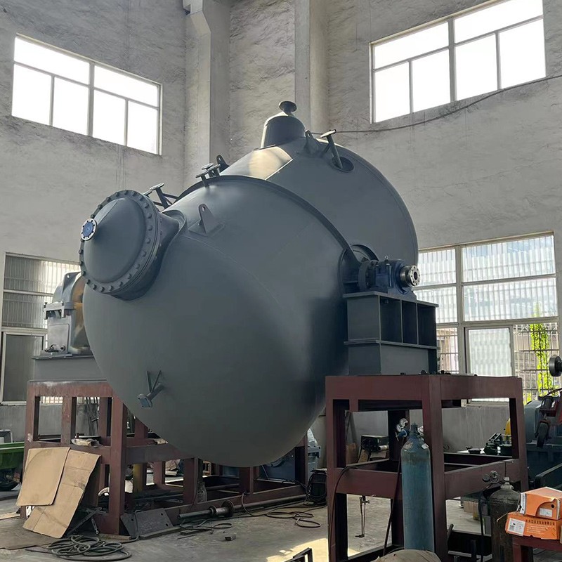 Crystal separation tank