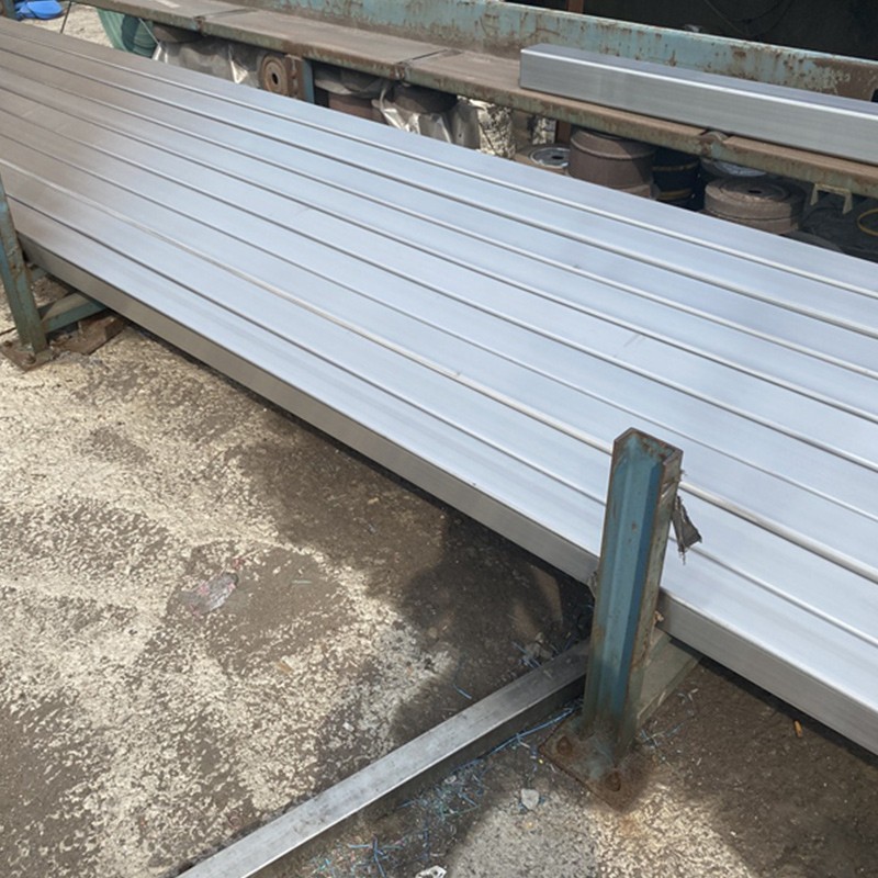 不锈钢拉丝方管