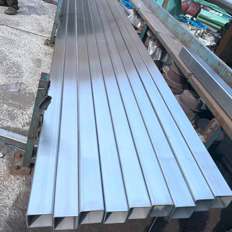 不锈钢拉丝方管