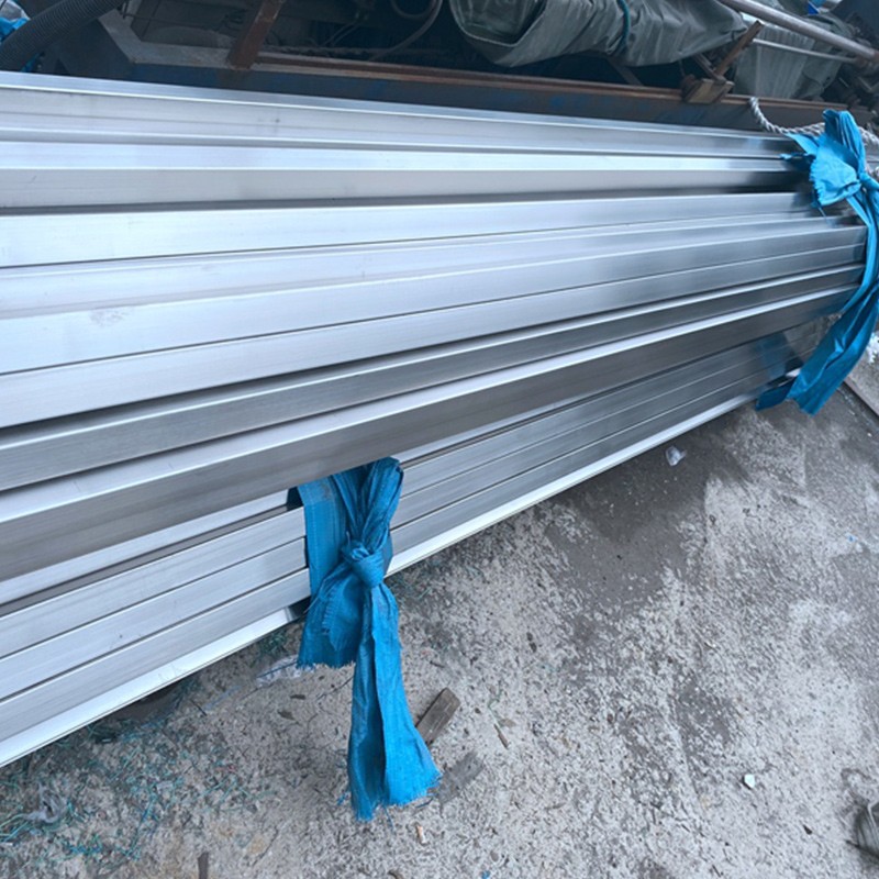 不锈钢拉丝方管