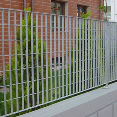 钢格板围栏